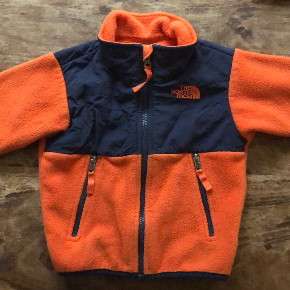 North face boys fleece coat size 2T/2B.